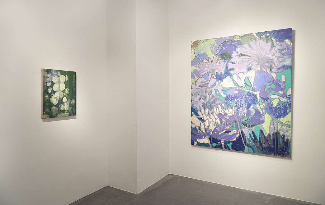 Eric Dever: To Look at Things in Bloom - Installation View